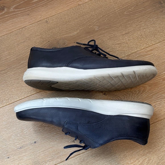Cole Haan Men\'s Dark Blue Leather Oxfords